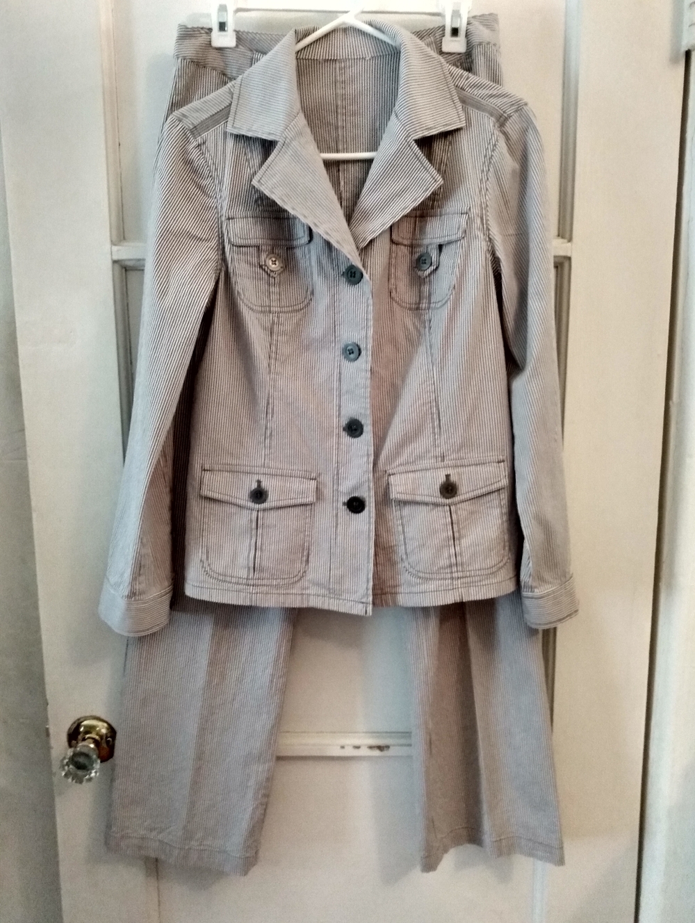 SPANNER Women's Seersucker Light Gray Pinstripe Pants Suit Sz6